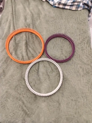 Tricotin en cercle — image 1