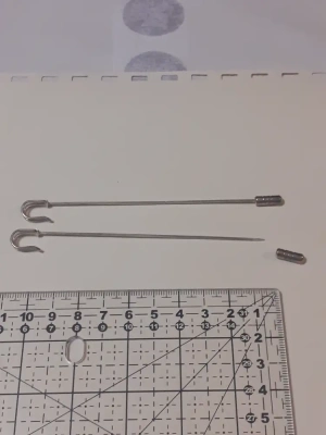 Lot 2 fibules / épingle — image 1