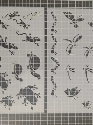 Lot 2 pochoirs — image 1