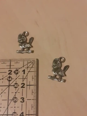 Lot 2 charm's oiseau sur branche — image 1
