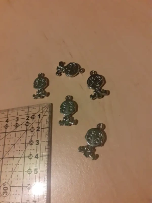 Lot 5 charm's bébé — image 1